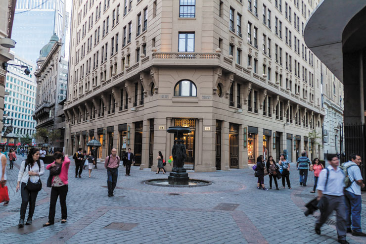 Photo of the entrance to the stock exchange in Santiago, Chile.