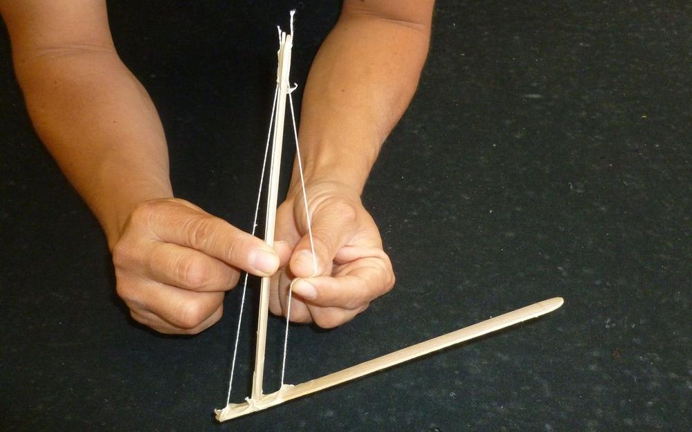 Articulating model of a joint