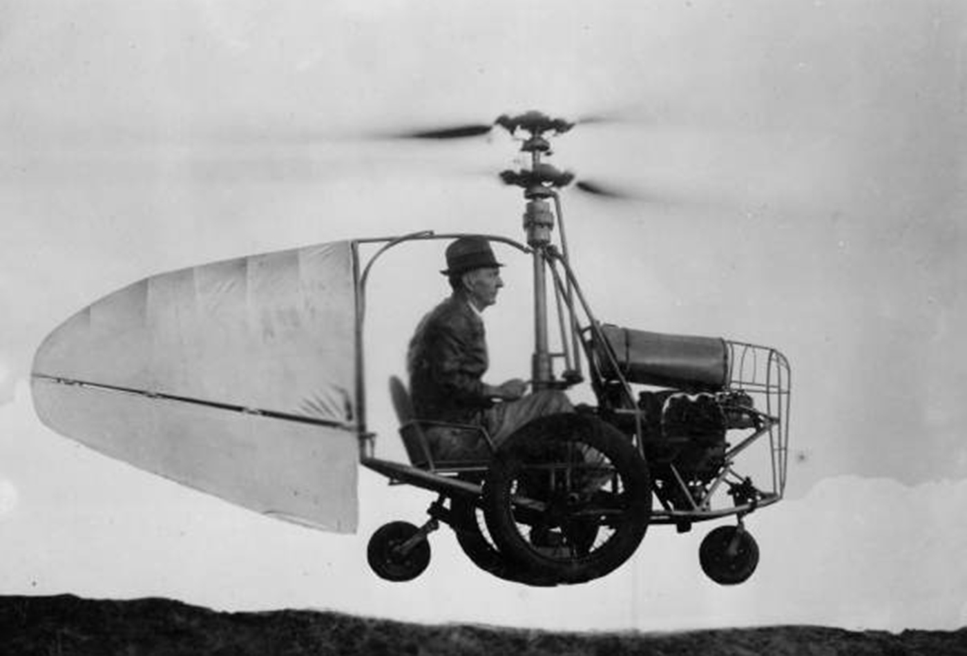 Built by Jess Dixon of Andalusia, Alabama. Can fly forward, backward, straight up, or hover in the air. Circa 1940.